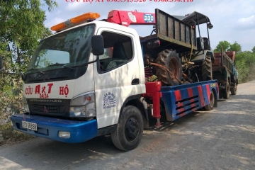 Xe cứu hộ  ÔTÔ cẩu kéo hàng hóa máy móc